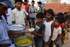 helping-in-food-donation-to-poor-people